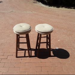 Set Of Barstools 