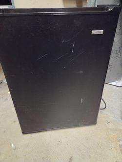 Kenmore Black Mini Fridge