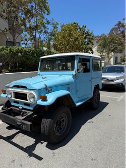 1974 Toyota FJ40