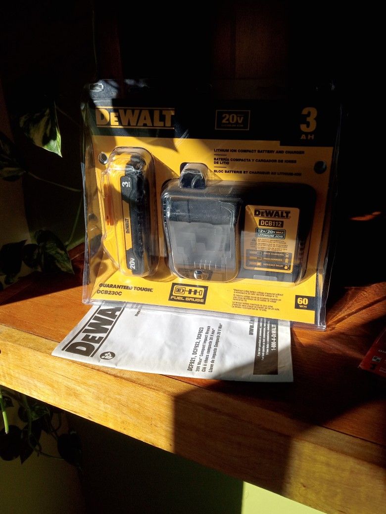 DeWalt. 20 V. New Battery. 3.0 AH. Charger