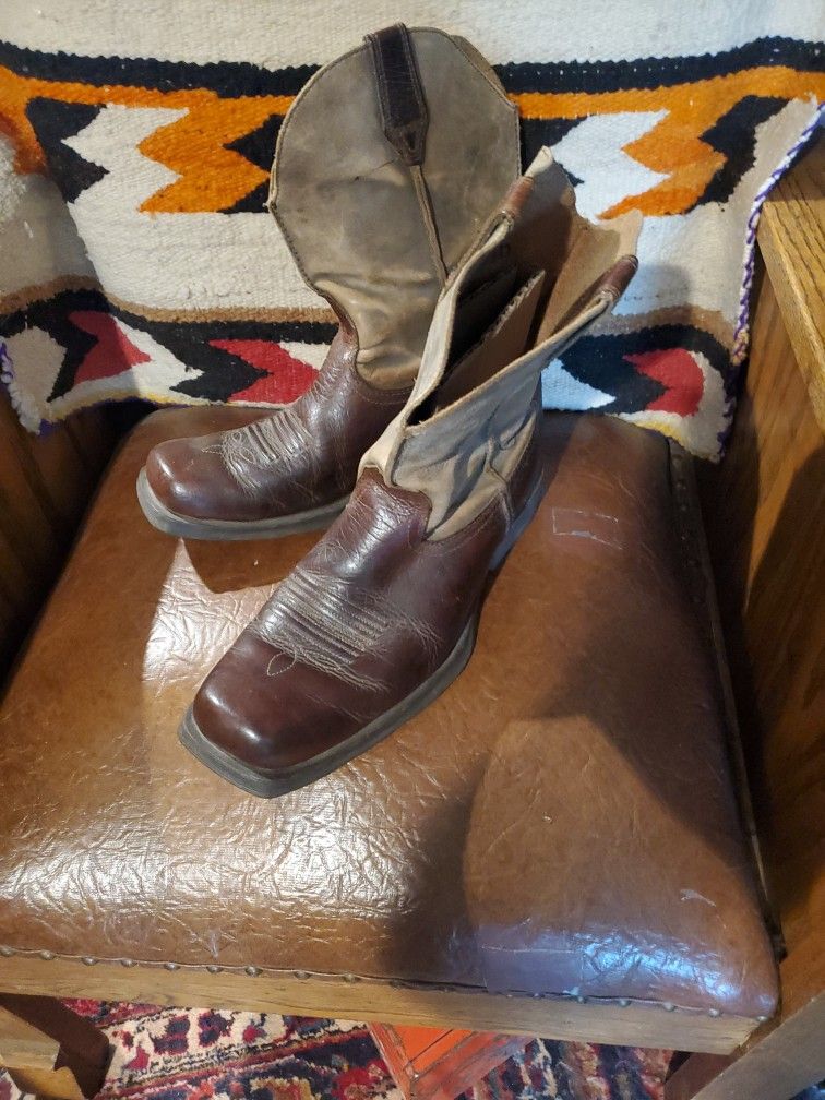 Ariat Mens Boots Size 9 1/2