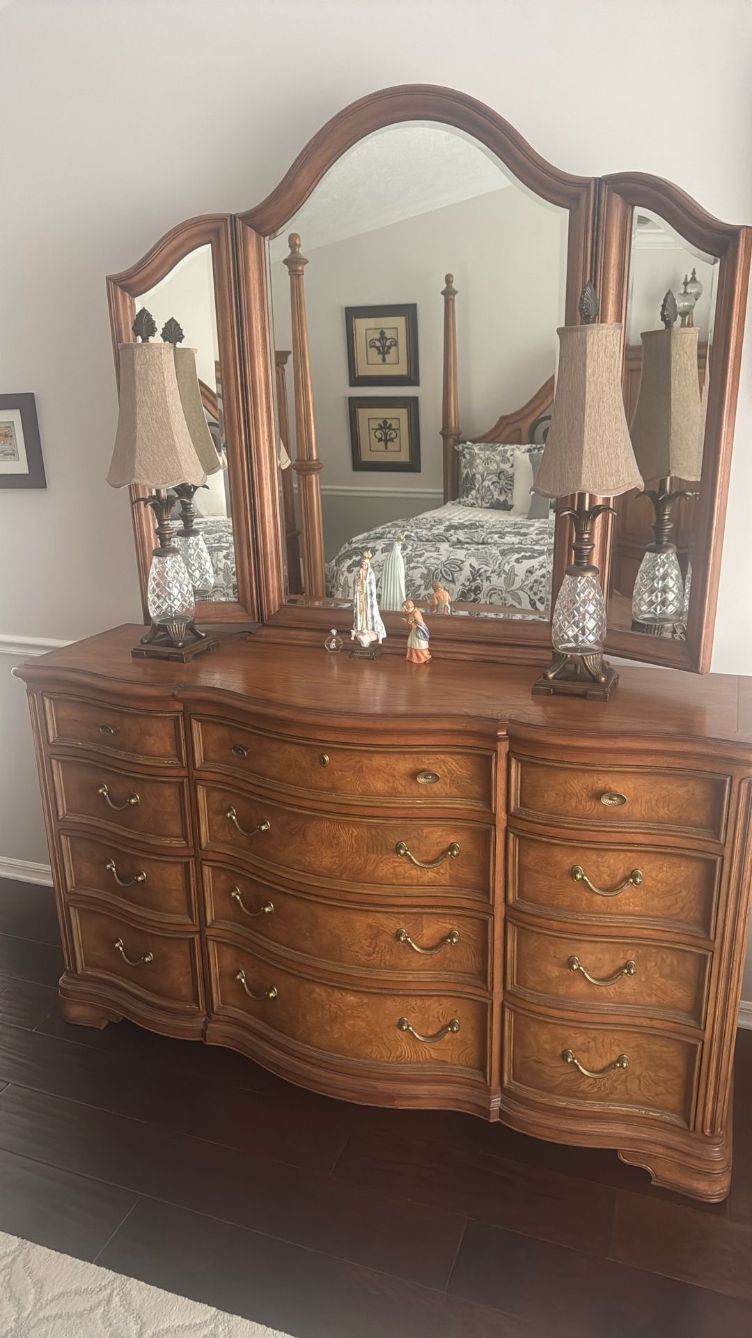 Thomasville Villa Soleil Bedroom Piece