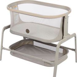 Like New ) maxi cosi portable crib
