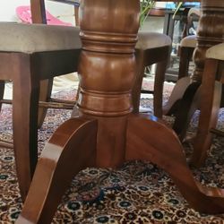 Wooden Classic Dining Table With Extendable Part And 6 Chair.