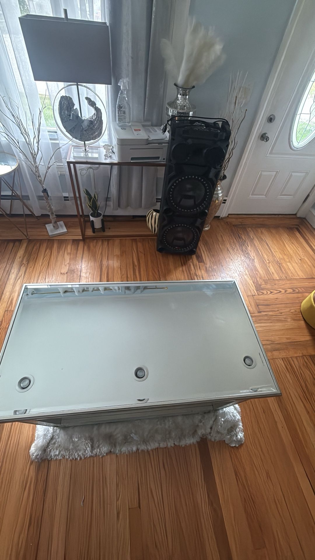 LIVING ROOM TABLE
