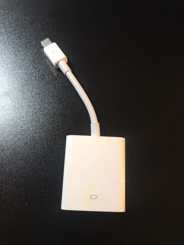 Original Apple Thunderbolt to VGI Adapter.