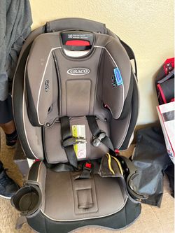 Graco Car seat *PENDING*