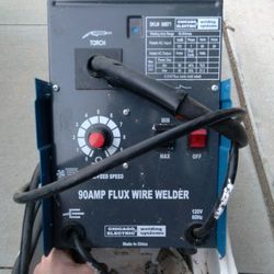 90 Amp Flux Wire Welder. 15% off Sale!!
