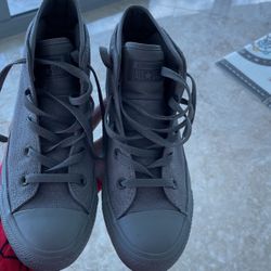 Converse Size 8