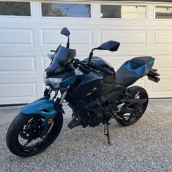 2021 Kawasaki Z400 ABS
