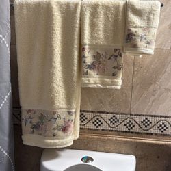 Towels Set /3 Pcs