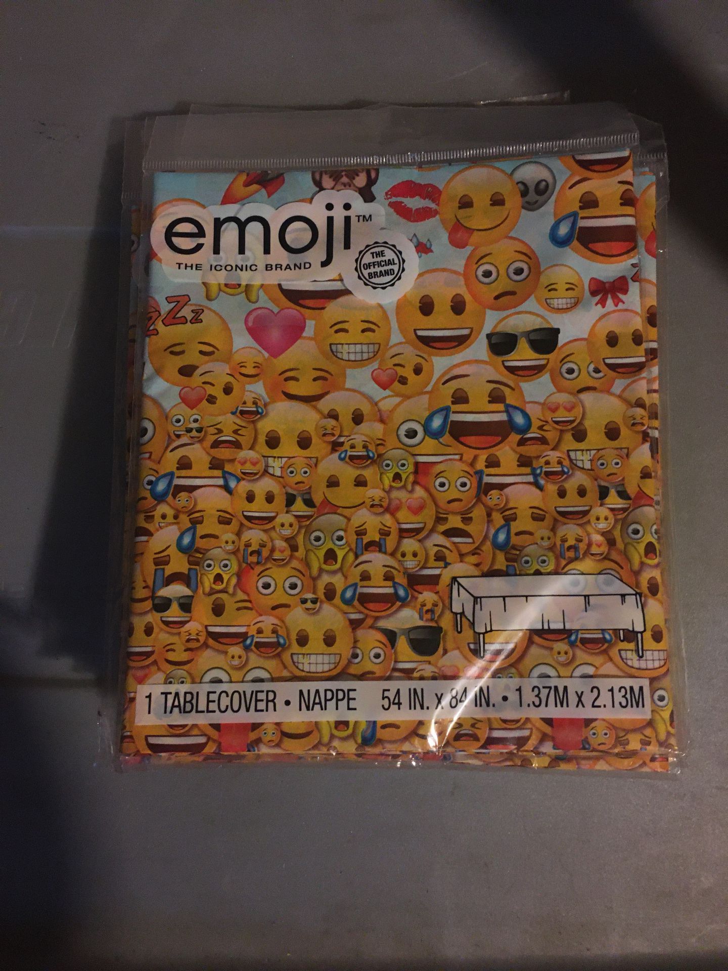 Emoji table covers