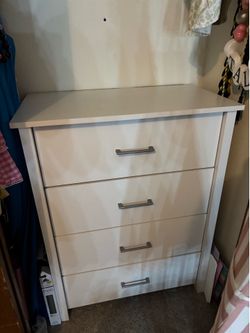 Dresser