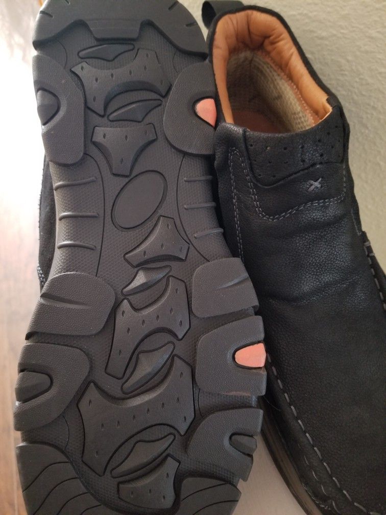 slippers brand for men