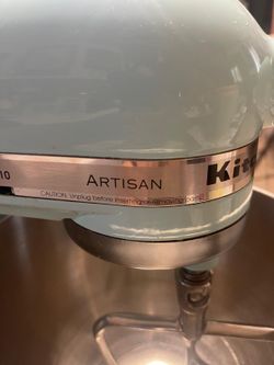 Kitchen Aid Artisan  Mixer  5qts