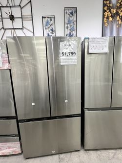 SAMSUNG BESPOKE 30 CU FT 3 DOOR FRENCH FRIDGE W BEVERAGE CENTER 