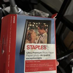 Staples Ultra Premium Photo Paper
