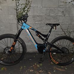 Rocky Mountain Altitude Powerplay Carbon 70 Carbon Fiber Full Suspension 29er