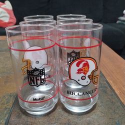 Vintage NFL Buccaneer Glass Cups 6 Count