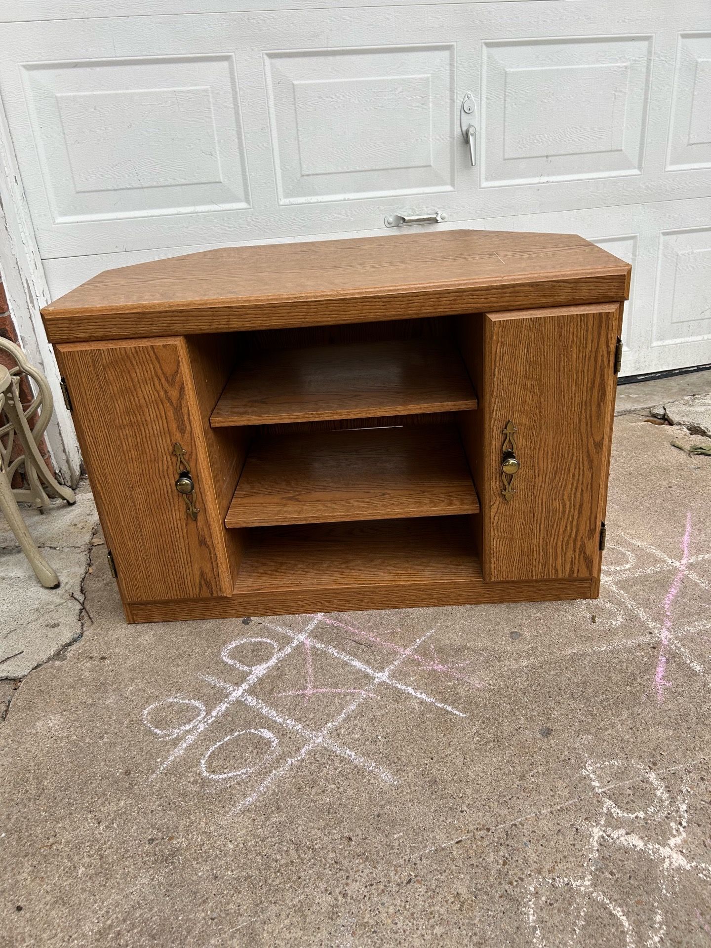 Tv stand