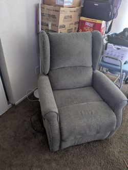 Power Recliner + Remote Control