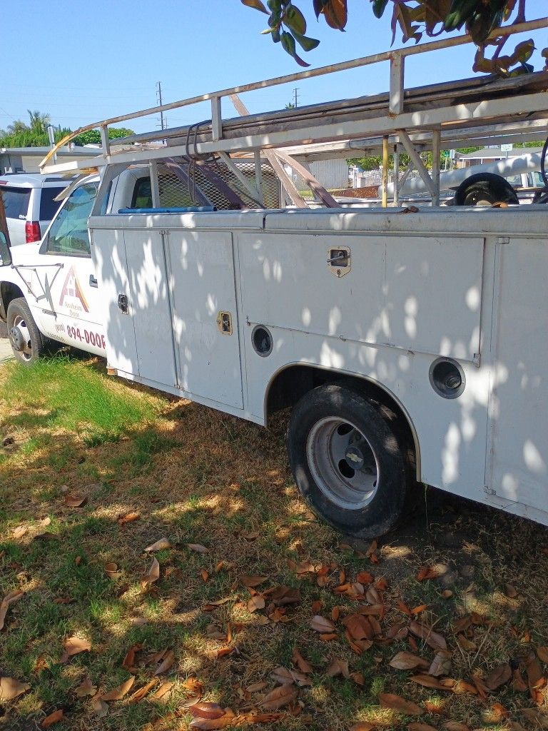 1999 Chevrolet 3500