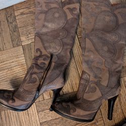 brown boots