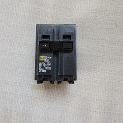 Square D Homeline 15 Amp 2-Pole Circuit Breaker(HOM215CP)