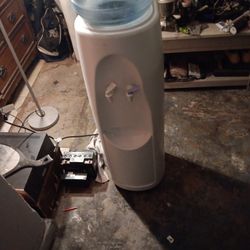Water Dispenser 