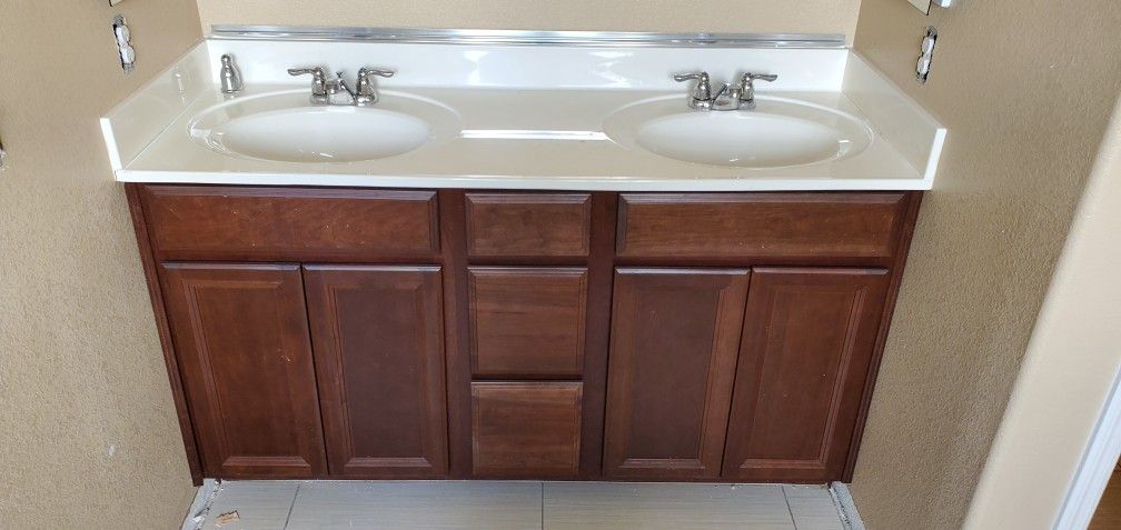 62" Doble  SINK  Vanity  $80