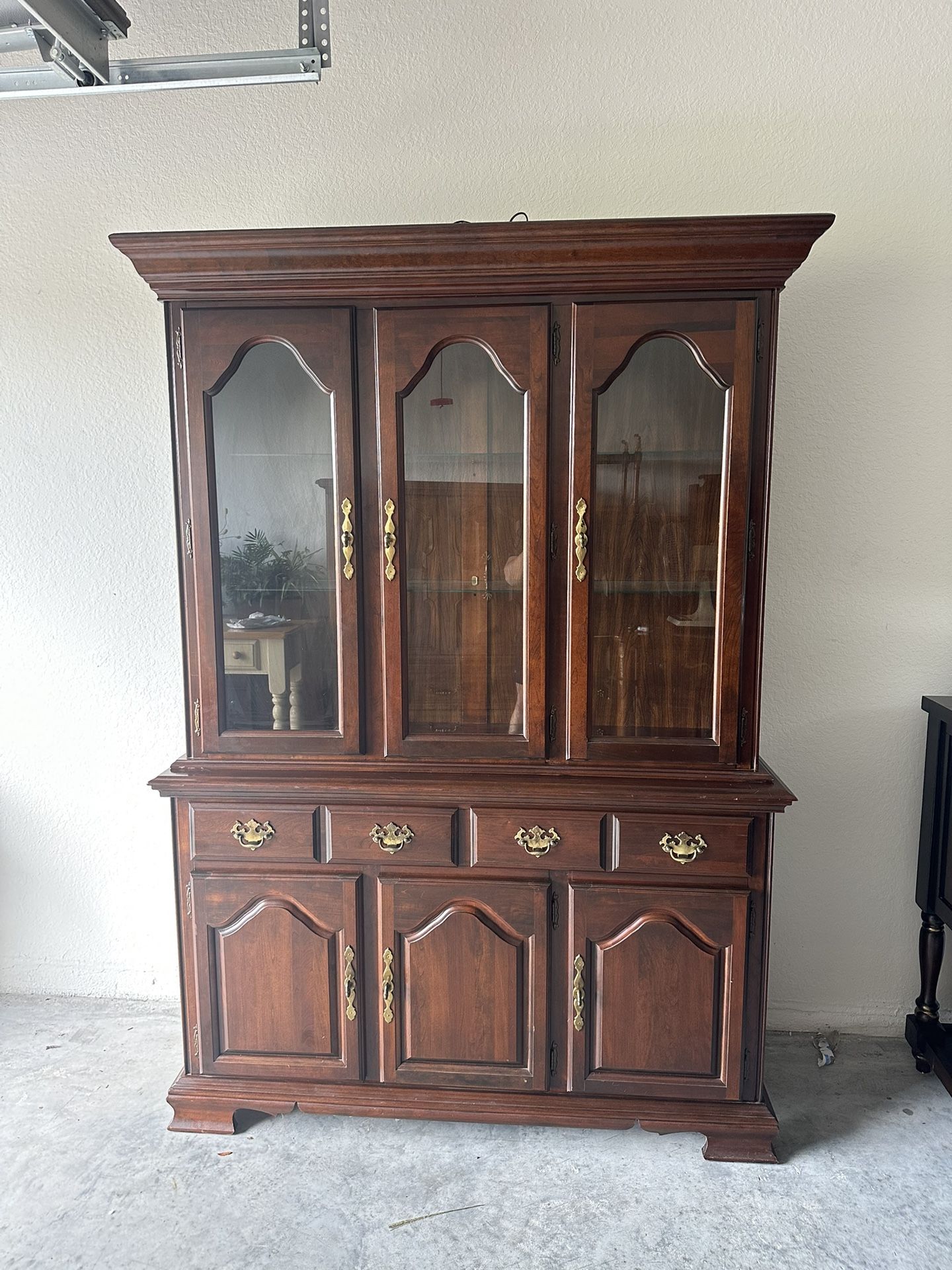 Kincaid Solid Wood China Cabinet with Light - Hutch Only