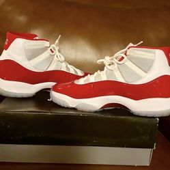 Jordan 11 Cherry