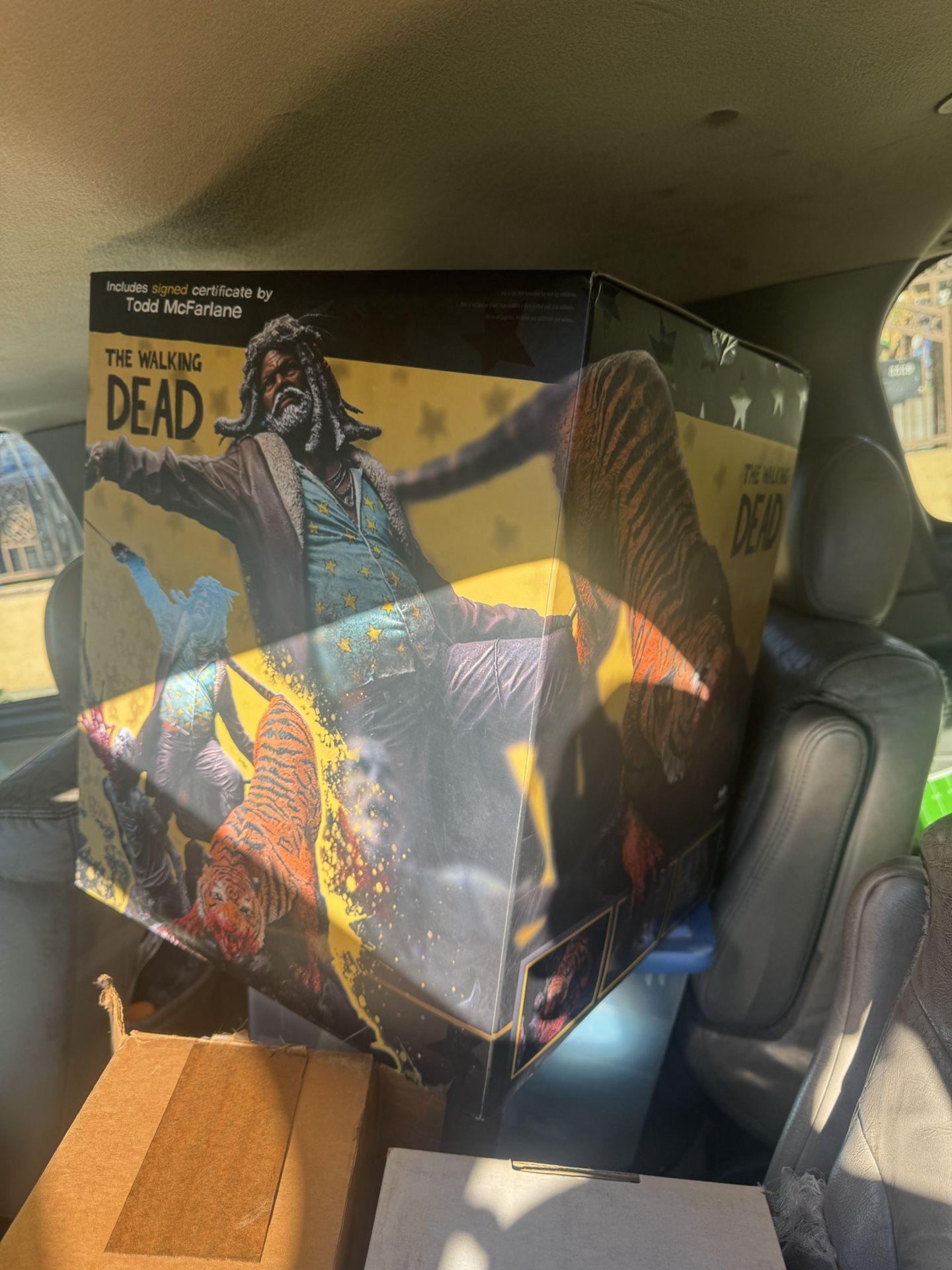 The Walking Dead Mcfarlane Signed Ezekiel And Shiva Statues. Signed By Mcfarlane