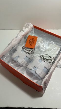 size 8 Hermès Oran Sandals White Leather