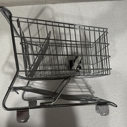 Vintage Mini Shopping Grocery Cart Metal Rolling Wheels Miniature Dollhouse