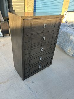 5 DRAWER CHEST