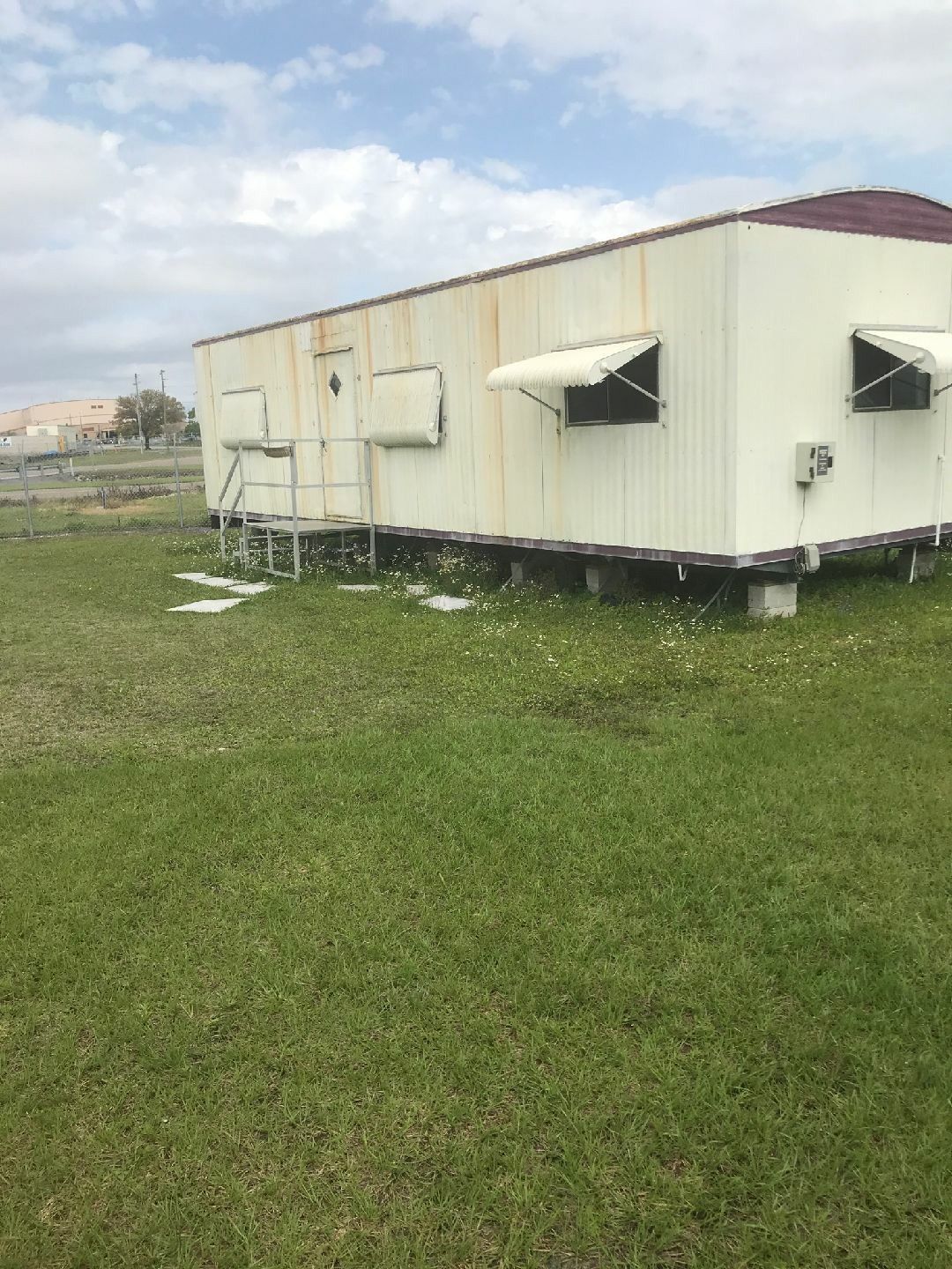 Office trailer 10 x 40