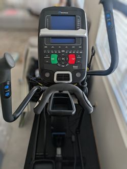 Nautilus E616 Elliptical Trainer