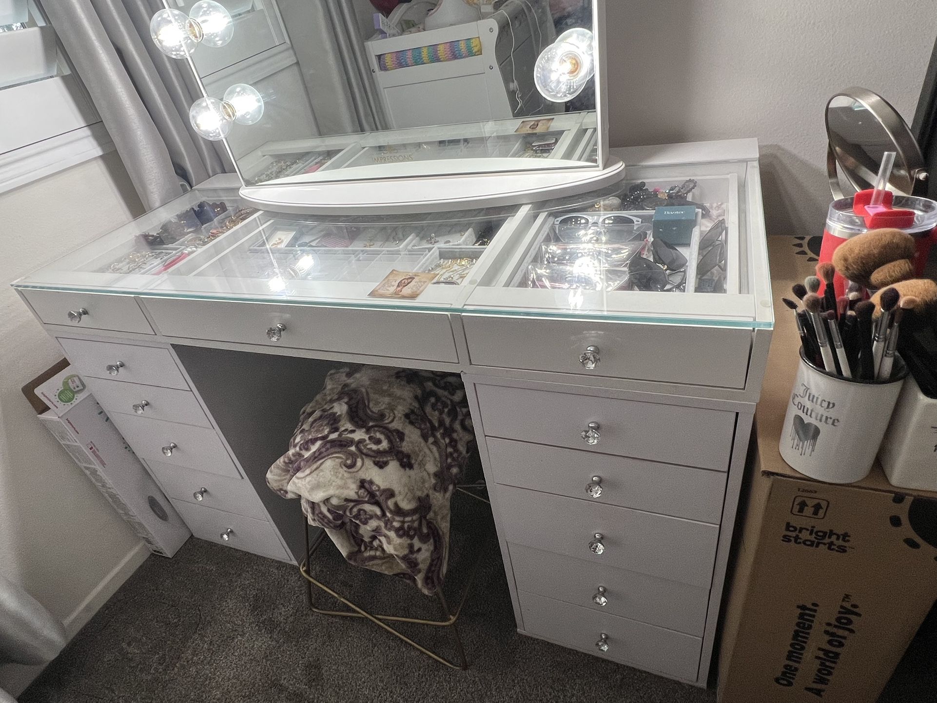 Vanity Table And Mirror