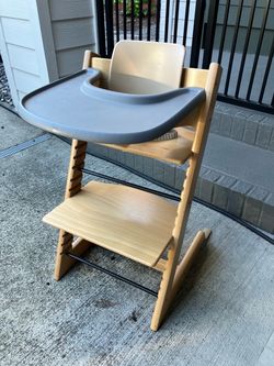 Stokke Tripp Trapp adjustable high chair