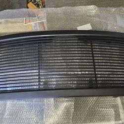 2010 Dodge Ram 1500 Front Grille