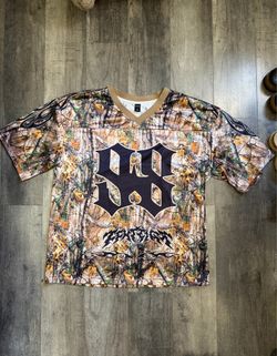 Graphic shirt