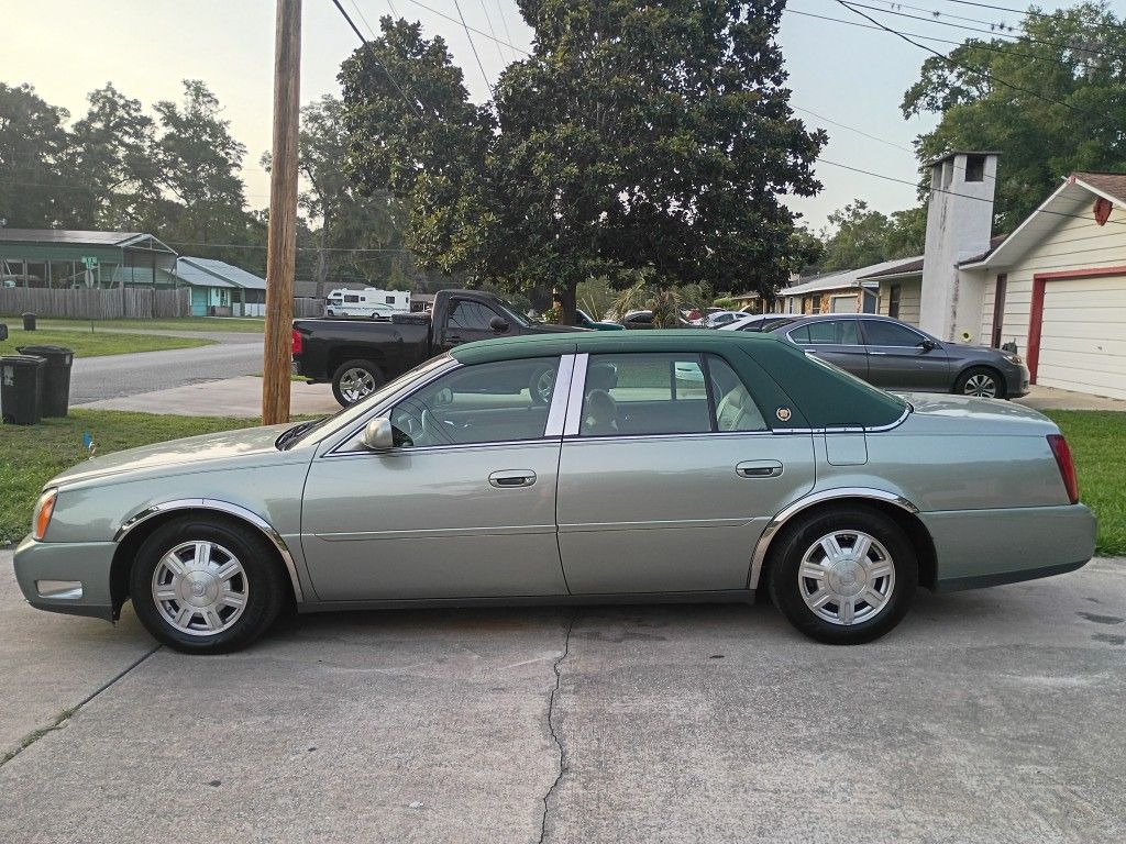 2005 Cadillac DeVille