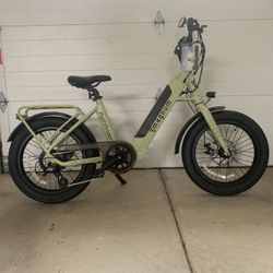 Magnum Pathfinder Electric Bike