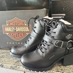 Women’s Brand New Boots
