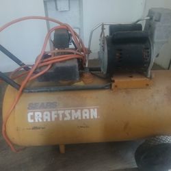 Crafsman Air Compressor150 Psi  50.00 Or Best Offer 
