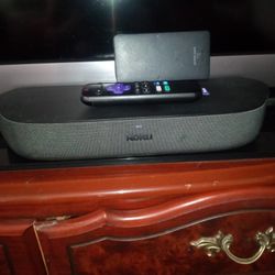 Roku Streambar Speaker .With Remote Control