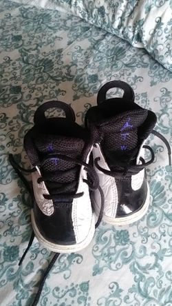 JORDAN BOY'S SZ. 4.C.