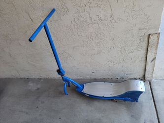 Razor frame