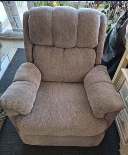 GRAY RECLINER 